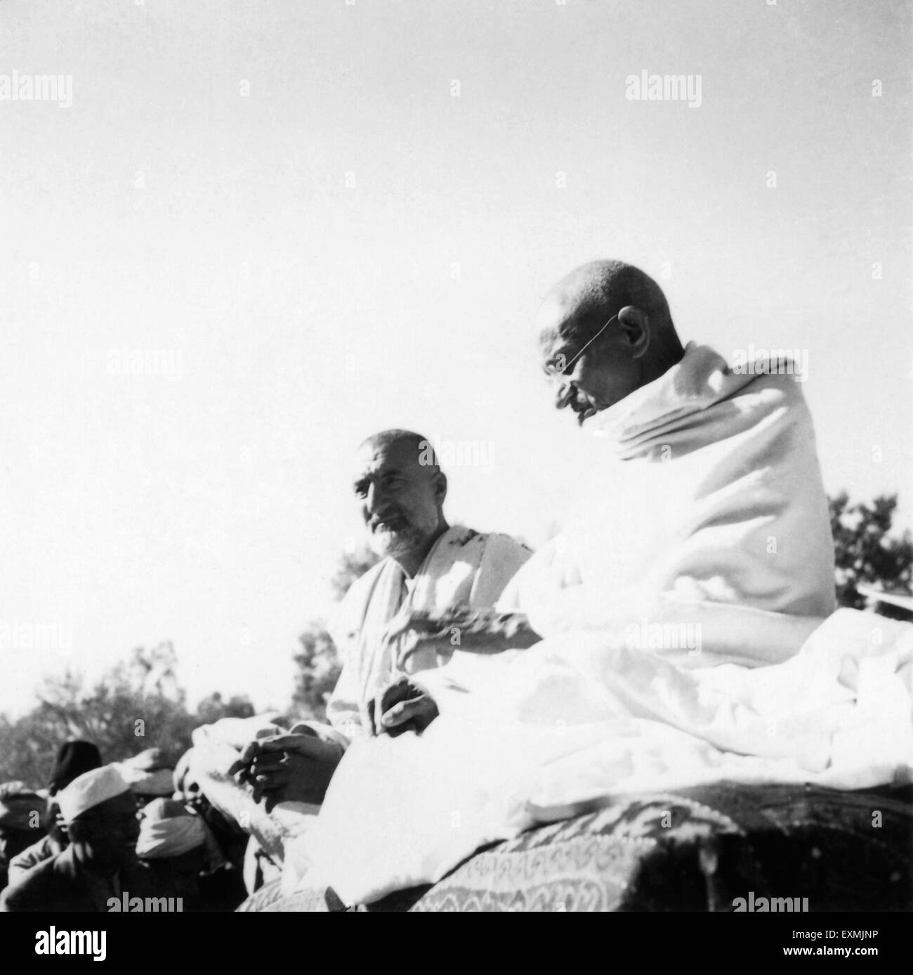 Khan Abdul Gaffar Khan und Mahatma Gandhi während seines Besuchs in den North West Frontier Provinzen nach Afghanistan Stockfoto