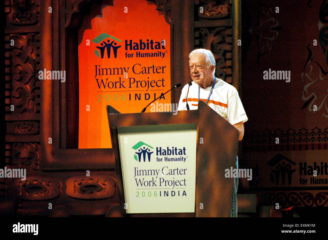 Ehemaliger US-Präsident Jimmy Carter freiwillige bauen Häuser Jimmy Carter Arbeit Projekt in Patan Dorf Lonavala Stockfoto