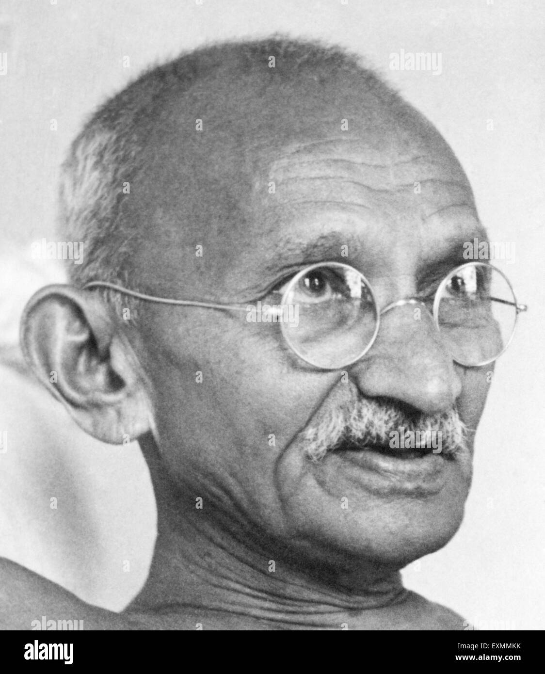 Mahatma Gandhi Porträt im Birla House Bombay Mumbai Maharashtra Indien - August 1942 Alter Jahrgang 1900s Bild Stockfoto
