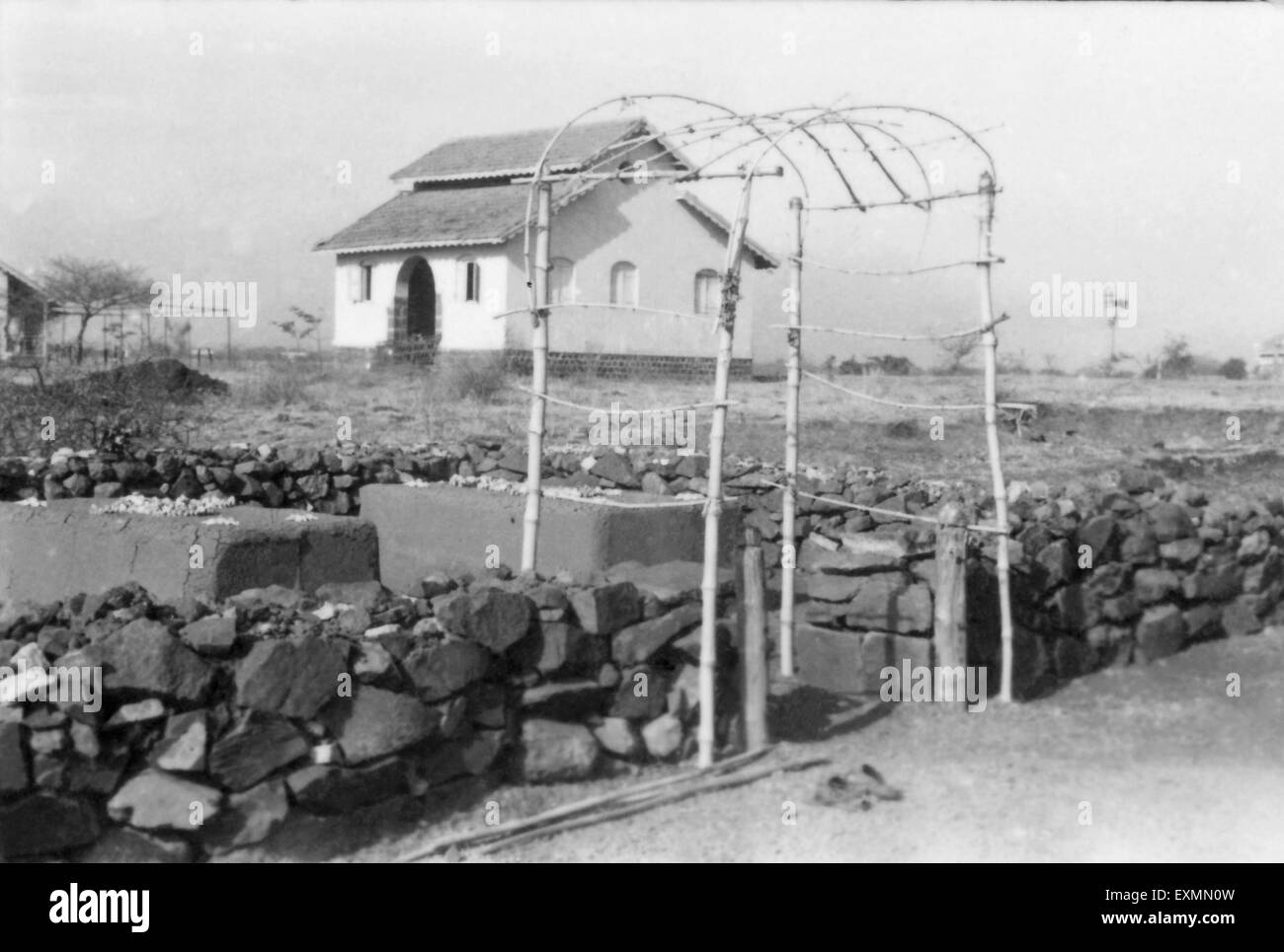 Samadhi Kasturba Gandhi Mahadev Desai Aga Khan Palast Pune Indien 1944 Stockfoto