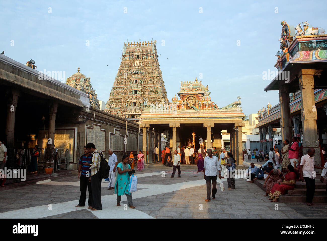 Szene innen Arulmigu Kapaleeswarar Temple, Chennai, Indien Stockfoto