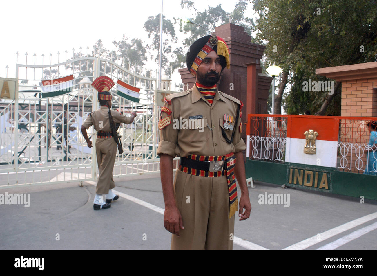 Indische Armee Offizier Wagah Grenze in der Nähe von Amritsar Punjab, Indien Stockfoto