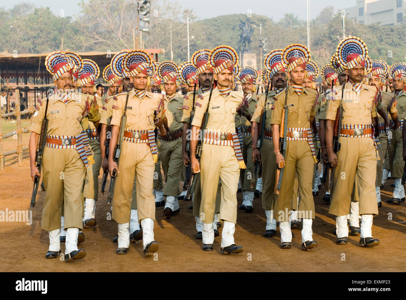 Polizisten Parade am 26. Januar in Dadar Shivaji Park Boden; Bombay Mumbai; Maharashtra; Indien Stockfoto