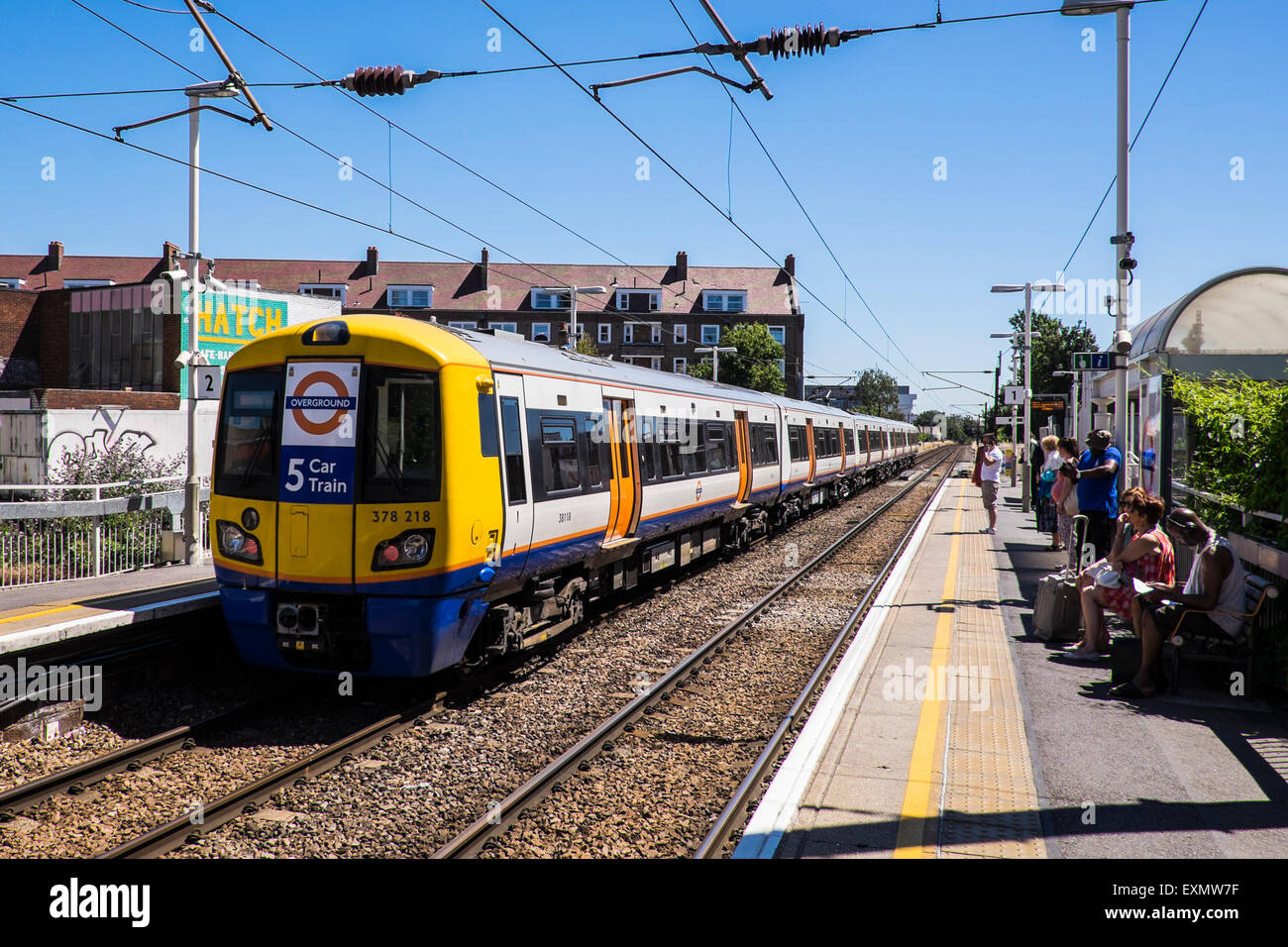 Homerton Station auf der Overground Dienst, Homerton, London, England, Vereinigtes Königreich Stockfoto