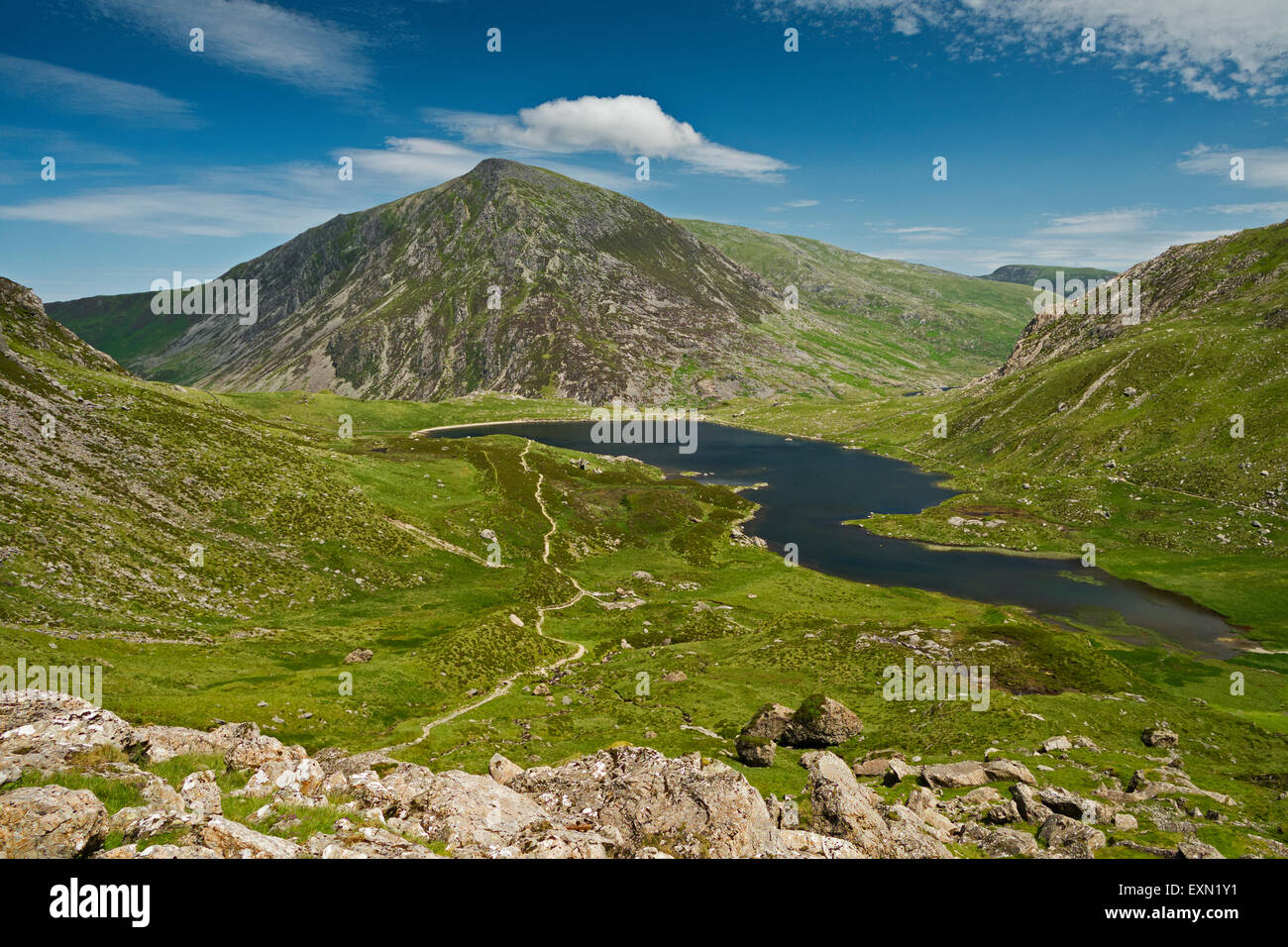 CWM Idwal Ogwen Snowdonia North Wales Uk Llyn Idwal See, Stift yr Ole Wen.walking. Landschaft, Berge, Stockfoto