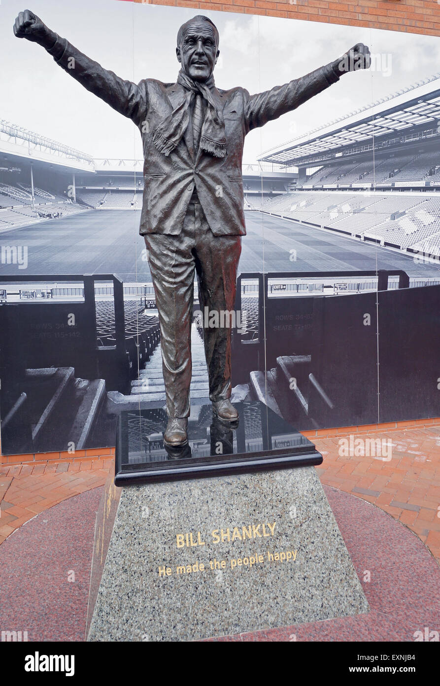 Statue von Bill Shankly, Anfield Road, Liverpool Stockfoto