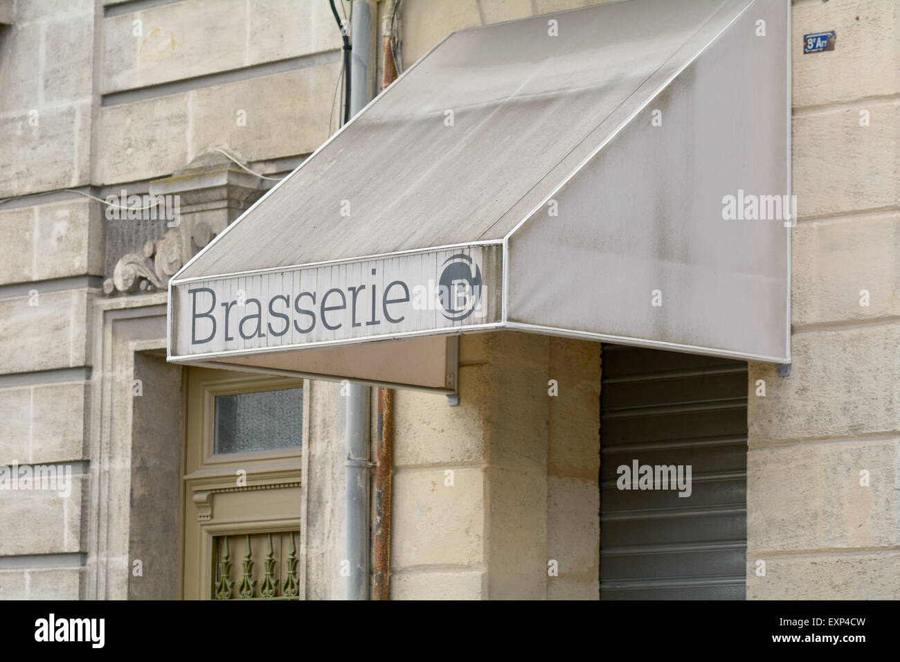 Brasserie unterzeichnen in Bordeaux Frankreich Stockfoto