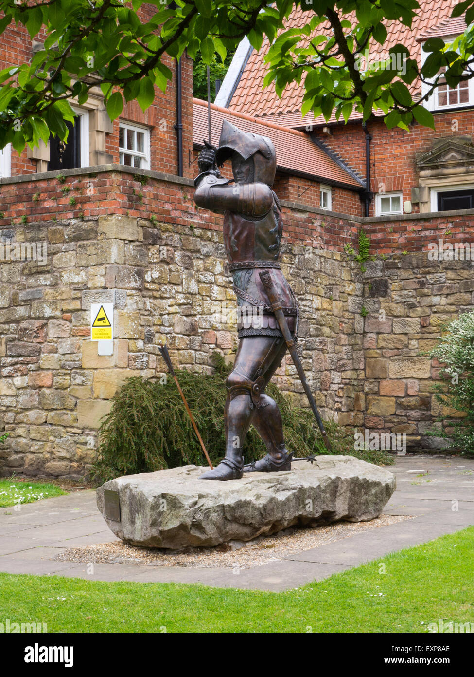 Sir Henry Percy Harry Hotspur 1364, 1403 Statue auf Pottergate in Alnwick, Northumberland, England Stockfoto
