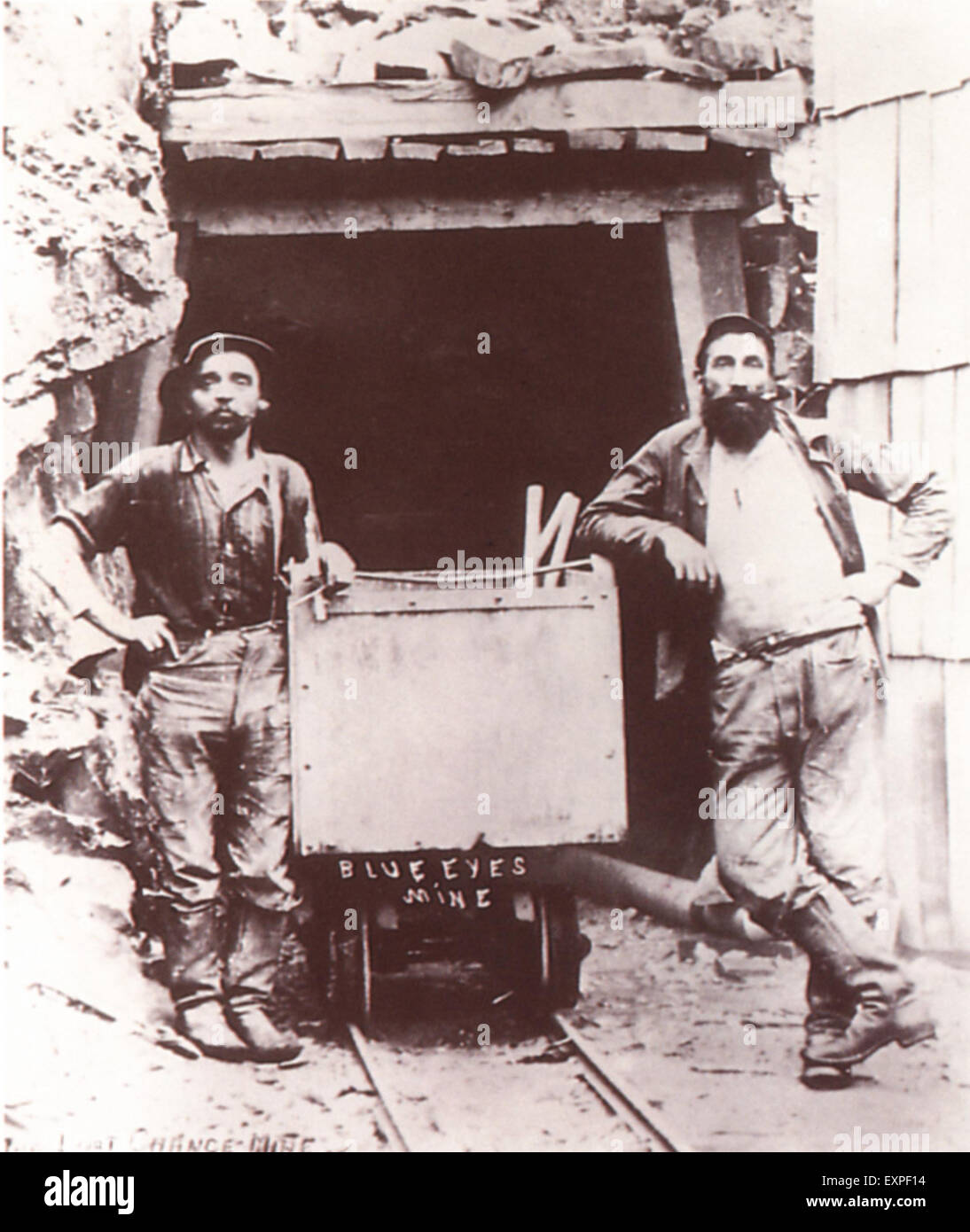 1890er jahre mode Fotos und Bildmaterial in hoher Auflösung Alamy