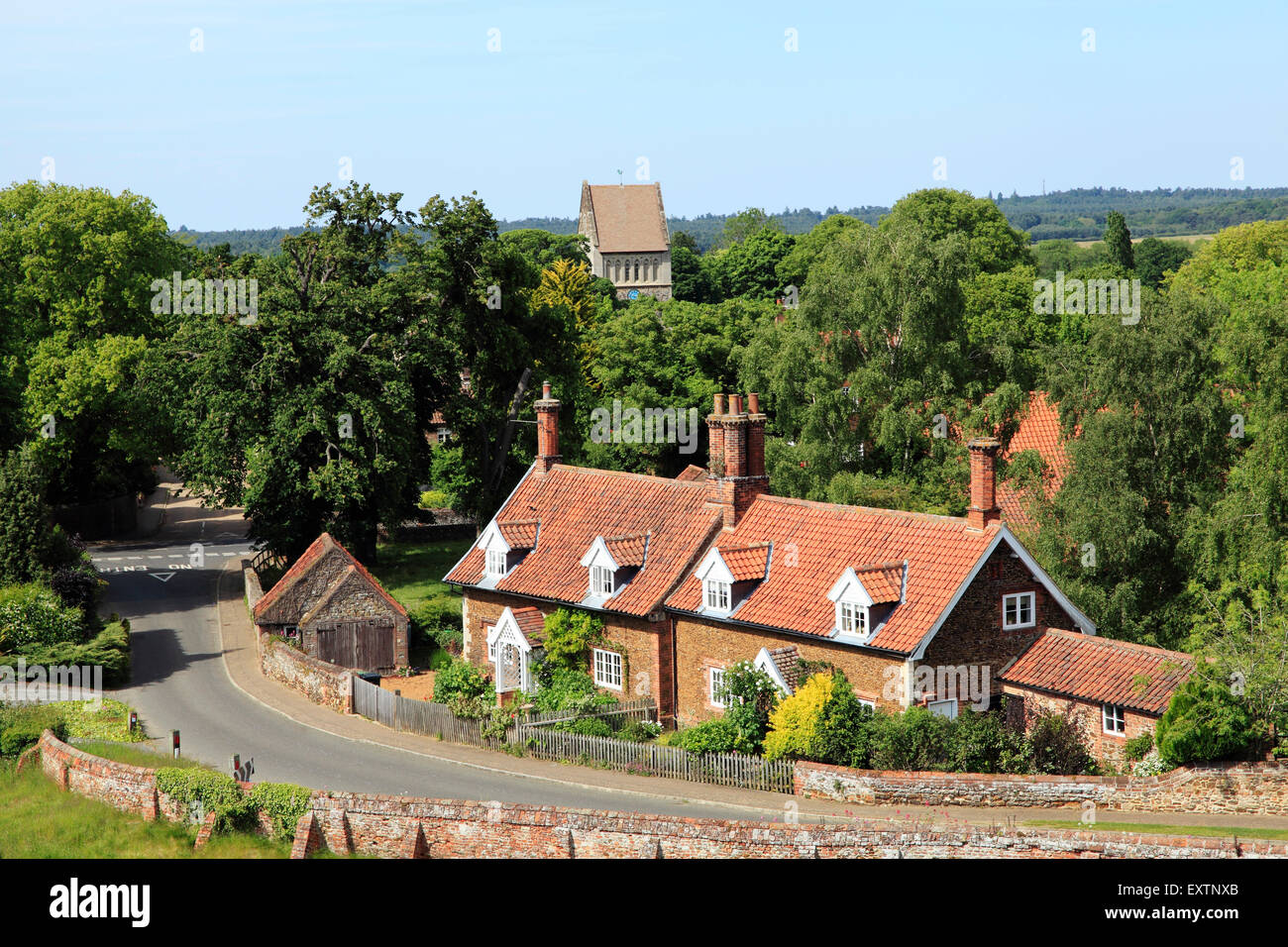 Schloss steigende Dorf, Norfolk England UK englische Dörfer Stockfoto