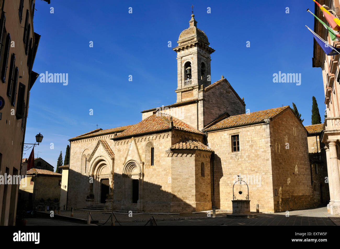 Italien, Toskana, San Quirico d'Orcia, Kirche collegiata Stockfoto