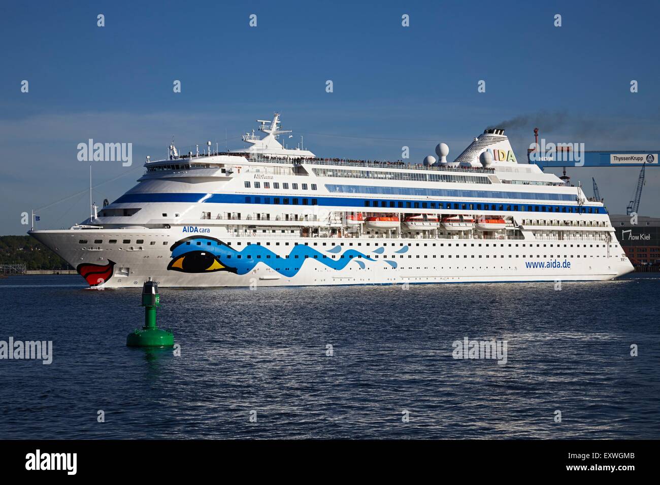 Kreuzfahrtschiff Aida Cara im Hafen von Kiel, Schleswig-Holstein, Deutschland Stockfoto