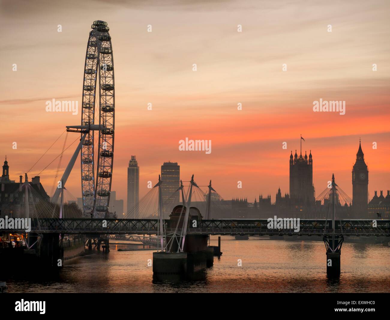 Skyline mit London Eye und Hungerford Bridge, London, England, Großbritannien, Europa Stockfoto