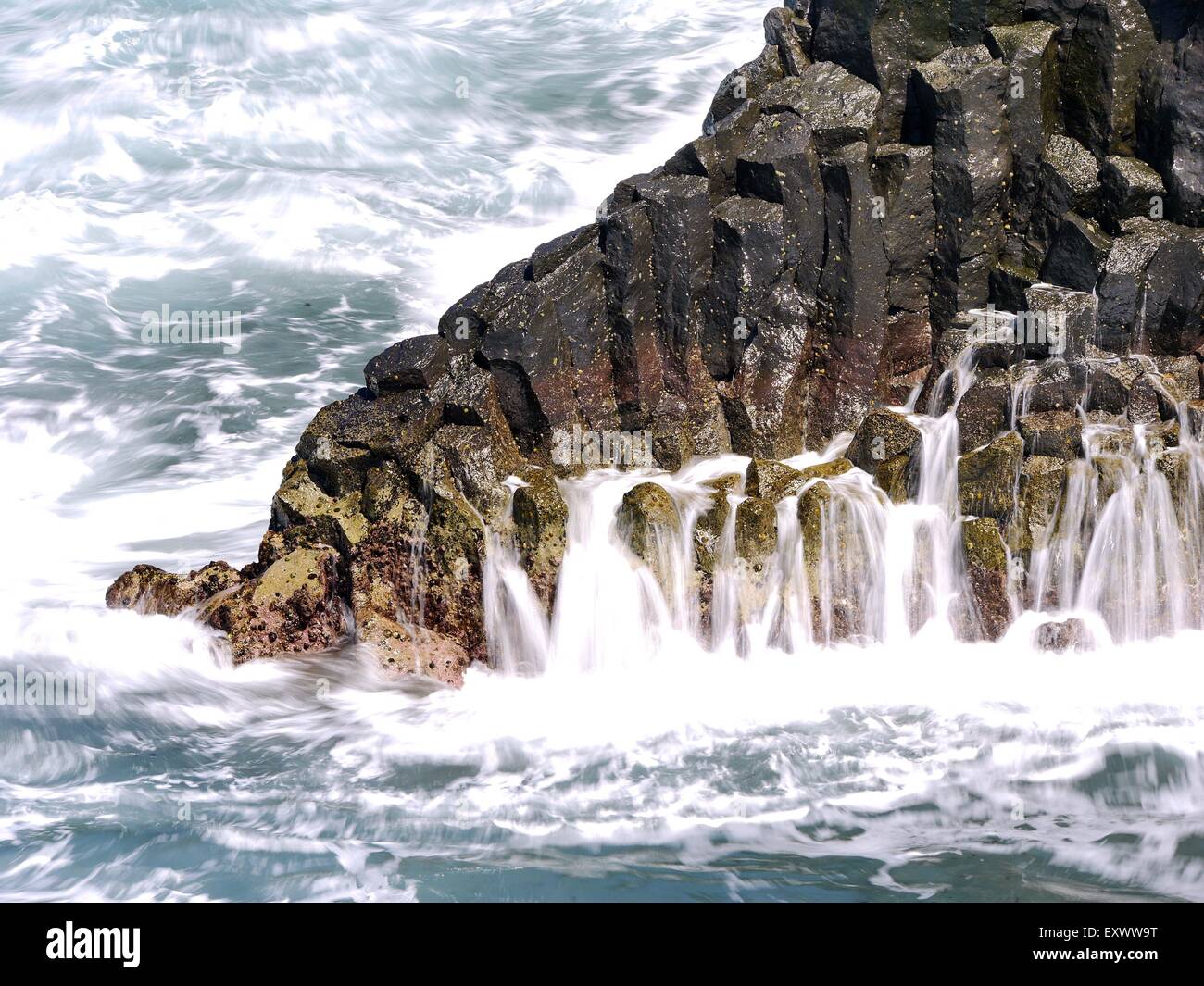 Surfen Sie an der Küste, Lanzarote, Kanaren, Spanien, Europa Stockfoto