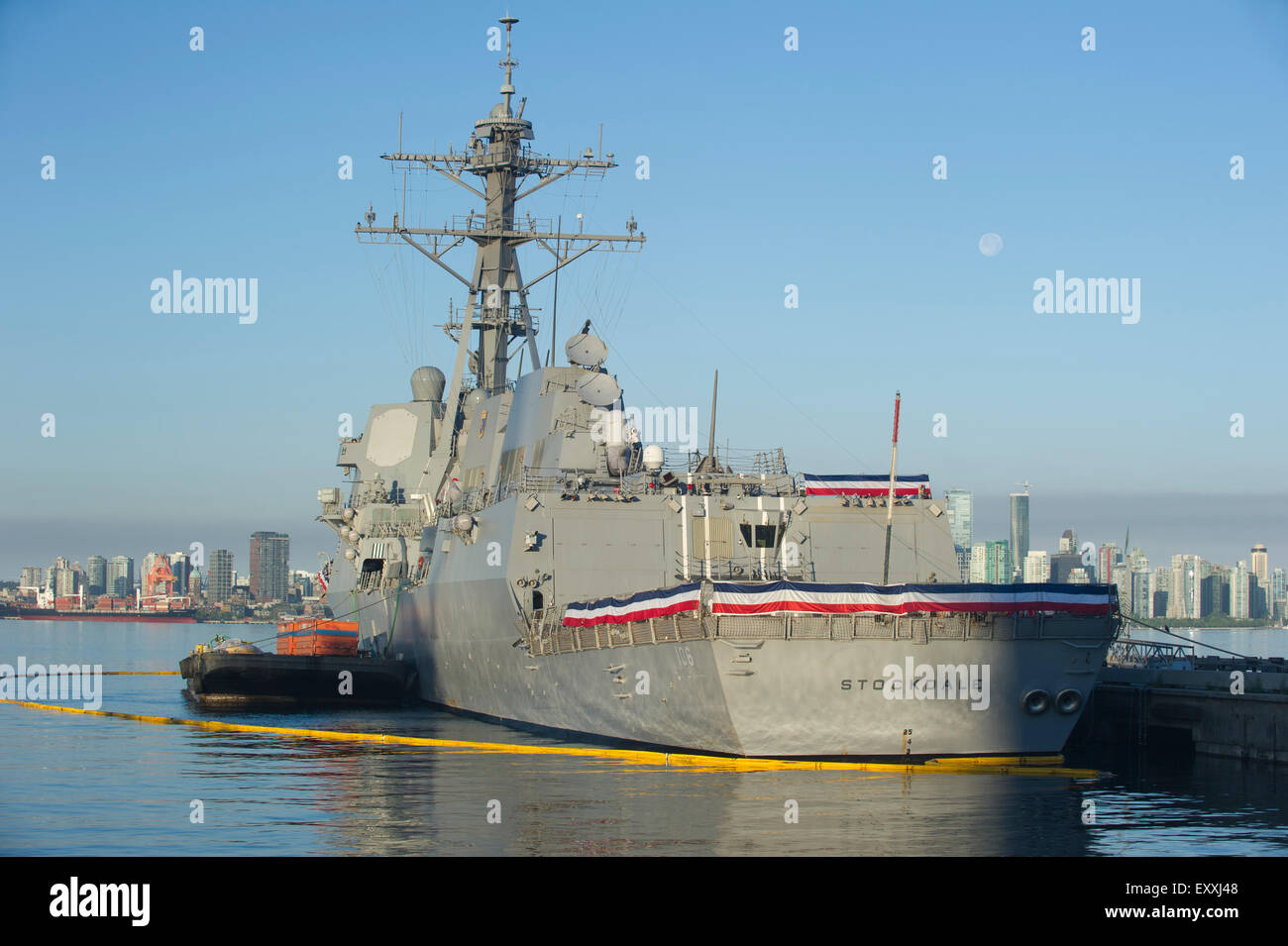 USA, Lenkwaffenzerstörer USS Stockdale (DDG-106) in Vancouver Hafen angedockt Stockfoto