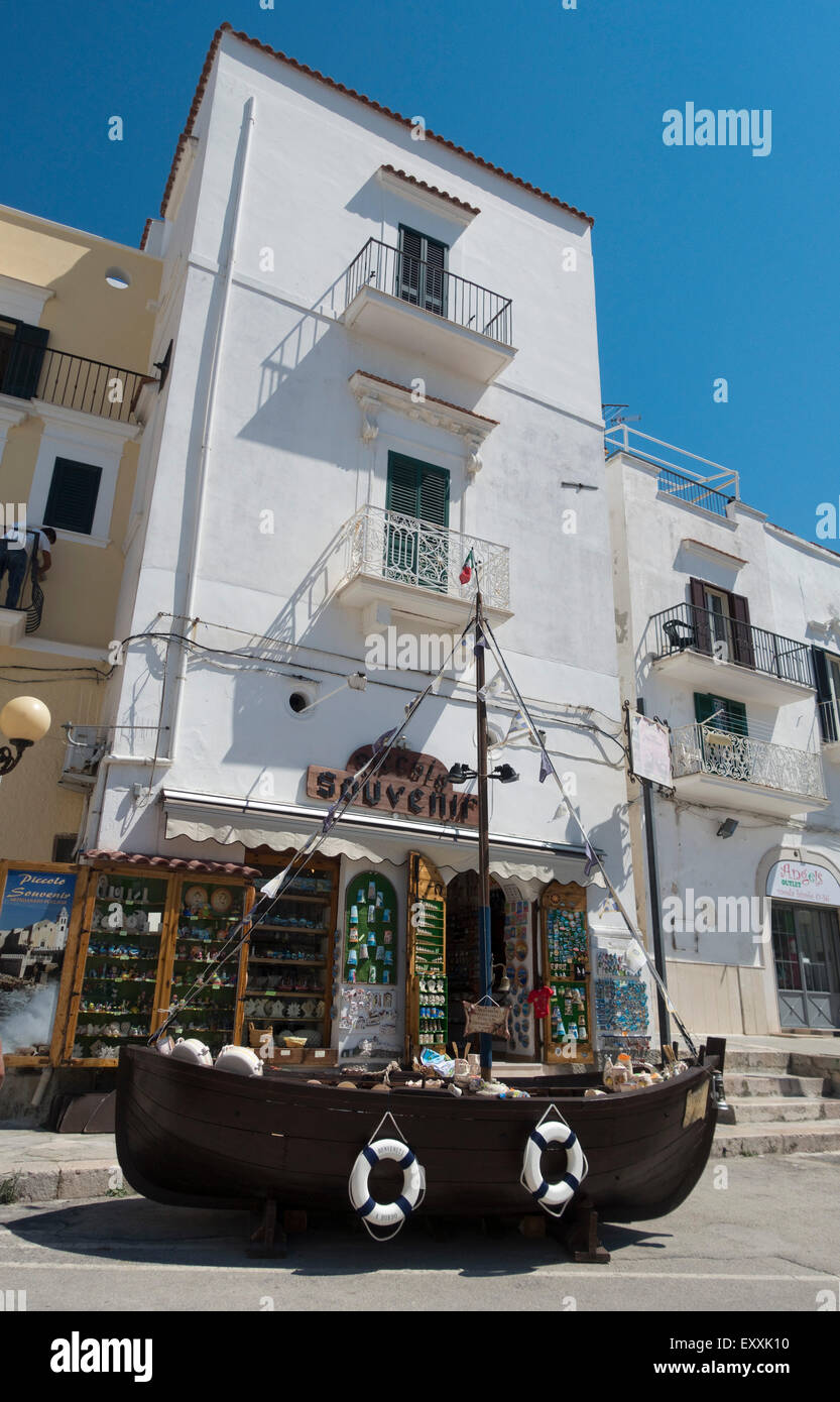 Straße in Vieste, Apulien, Italien EU Stockfoto