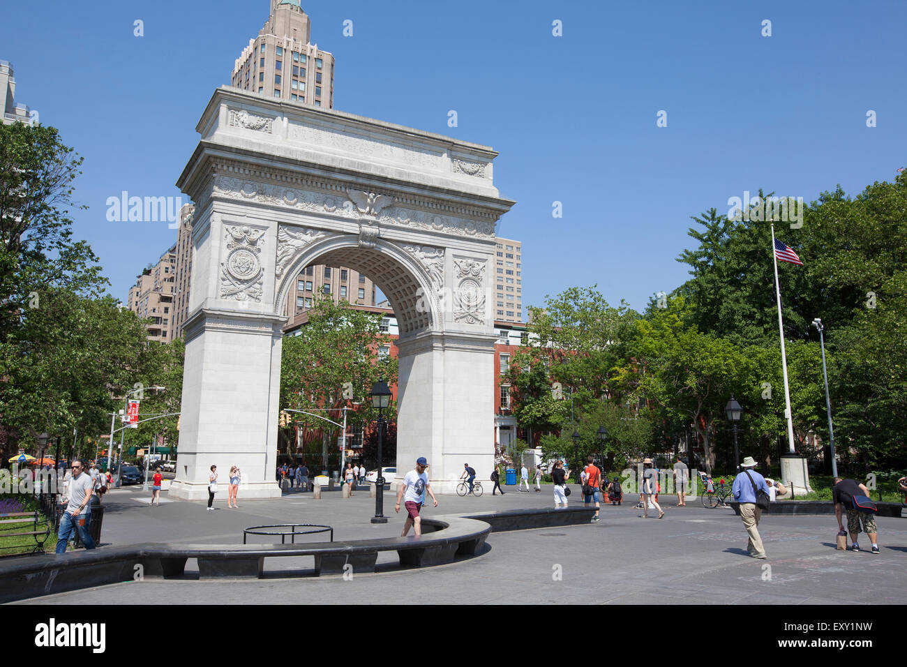 NEW YORK - 27. Mai 2015: Washington Square Park ist eines der bekanntesten New York Citys öffentlichen Parks. Bei 9,75 Hektar ist es Stockfoto
