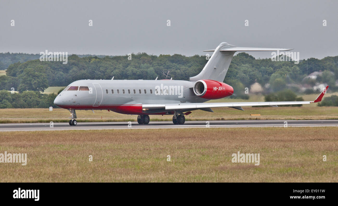 Albinati Bombardier Global 6000 HB-JEH Abflug London-Luton Flughafen LTN Stockfoto