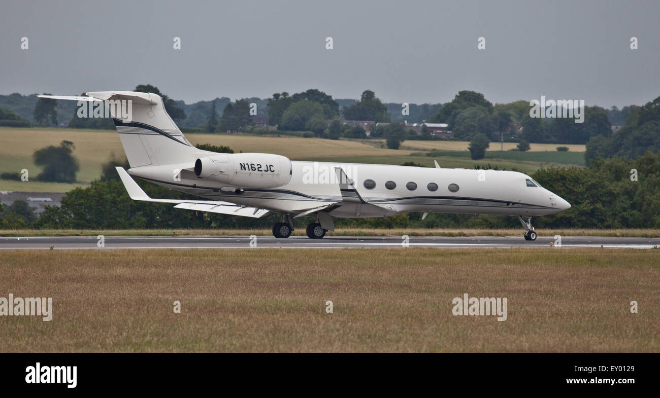 Trans-Exc Gulfstream Aerospace G-V-N 162 JC Abflug Flughafen London-Luton LTN Stockfoto