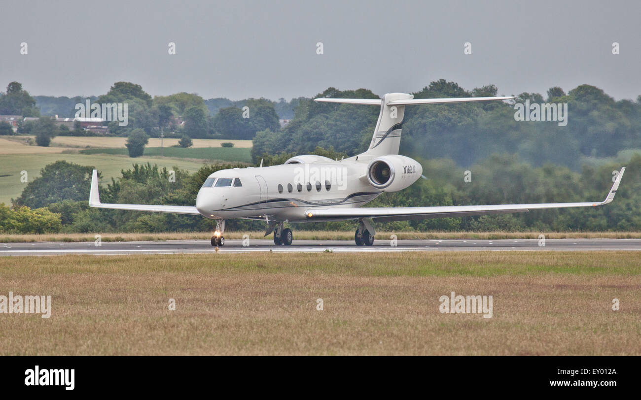 Trans-Exc Gulfstream Aerospace G-V-N 162 JC Abflug Flughafen London-Luton LTN Stockfoto