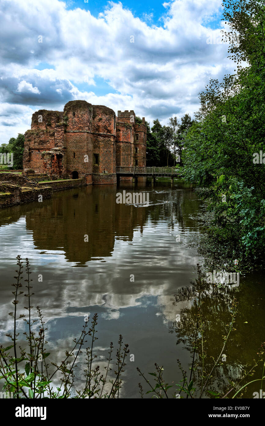 Kirby ergibt Castle ist eine unvollendete Wasserburg 15. Jahrhundert befestigte Gutshof in Kirby Muxloe, Leicestershire, England Stockfoto