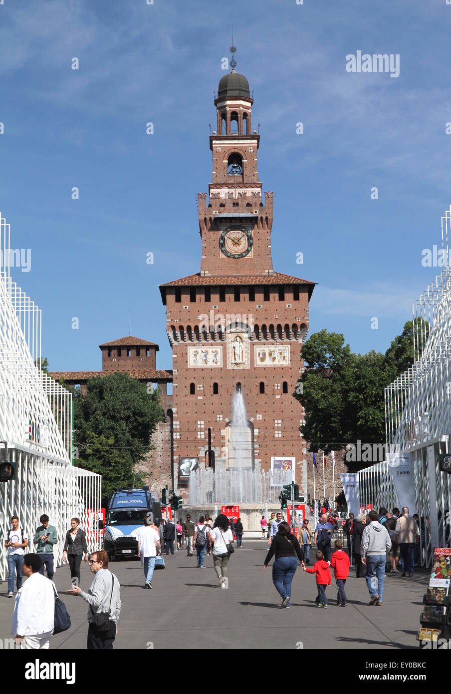 Expo Gate-Struktur in Piazza Castello, Mailand, Italien Stockfoto Expo Gate-Struktur in Piazza Castello, Mailand, Italien Stockfoto