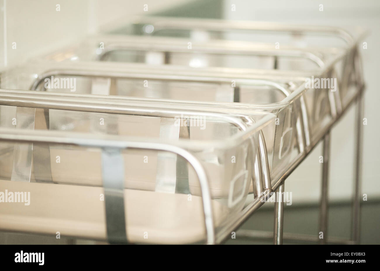 Baby-Container in der Geburtsklinik Stockfoto