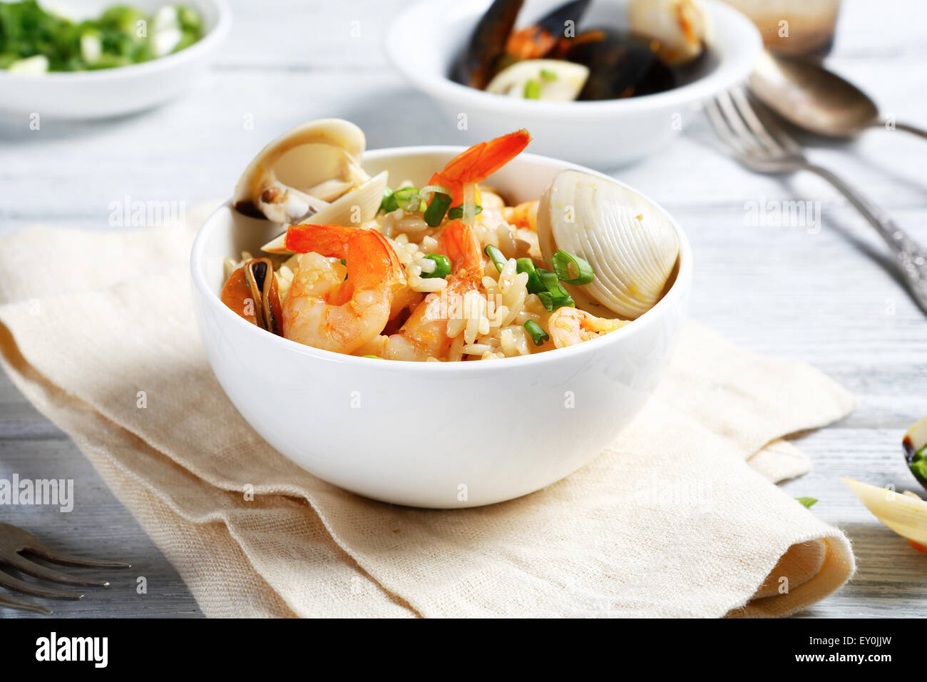 Lecker Reis mit Meeresfrüchten, Essen Stockfoto