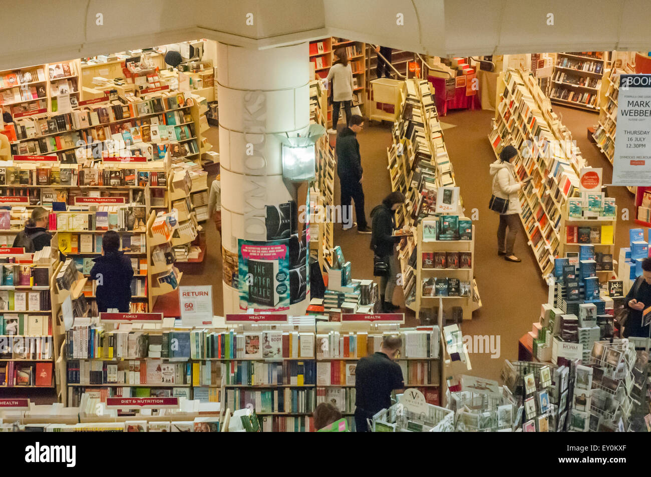 Dymocks Buchhandlung unterhalb des Straßenniveaus, Collins Street, Melbourne Stockfoto