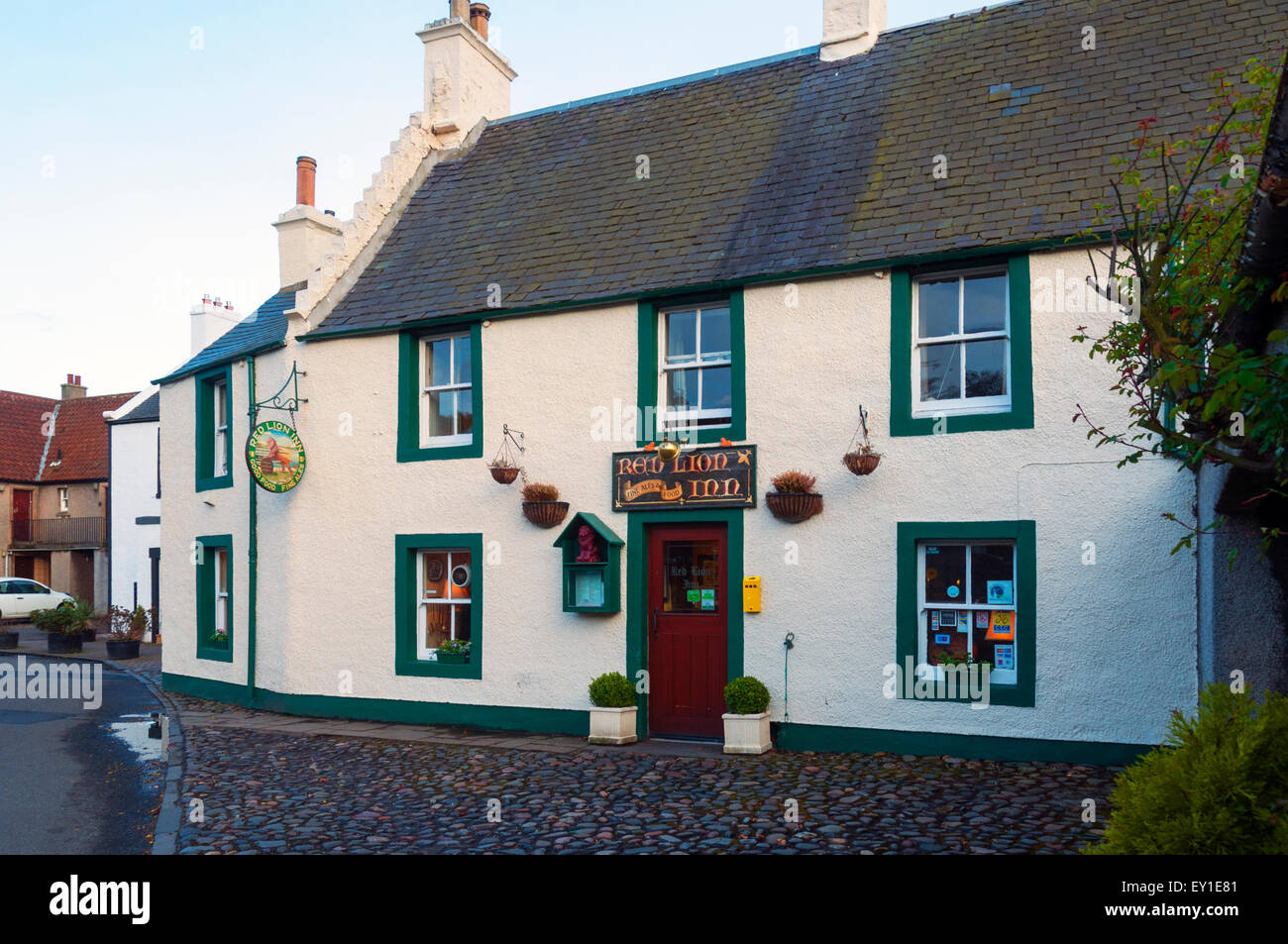 Das Red Lion Inn und Restaurant bei Culross, Fife, Schottland, UK Stockfoto