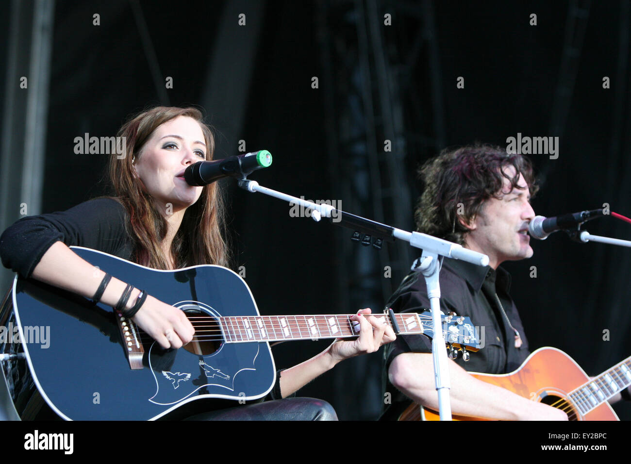 Marion Raven und Randy Blumen öffnen den Meat Loaf-Gig in UK Stockfoto