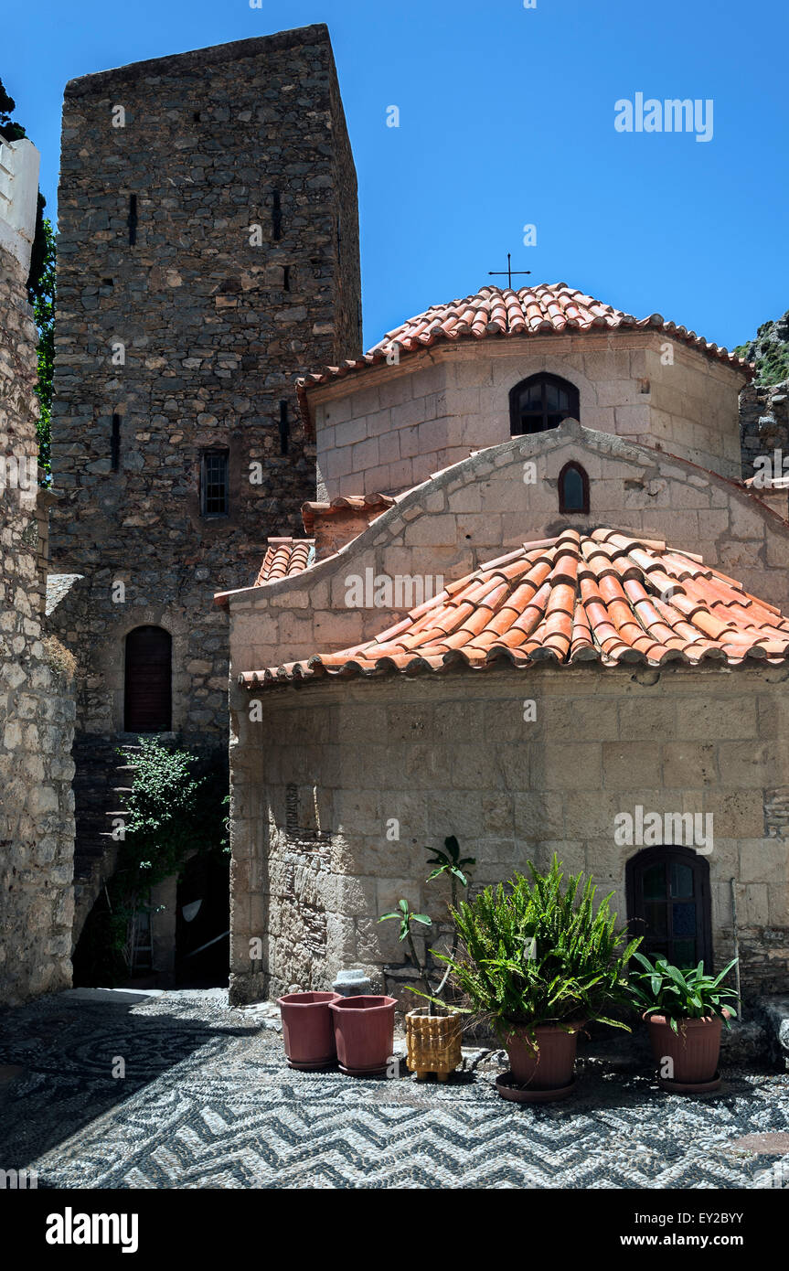 Innere des Agios Panteleimonas Kloster, Tilos Stockfoto