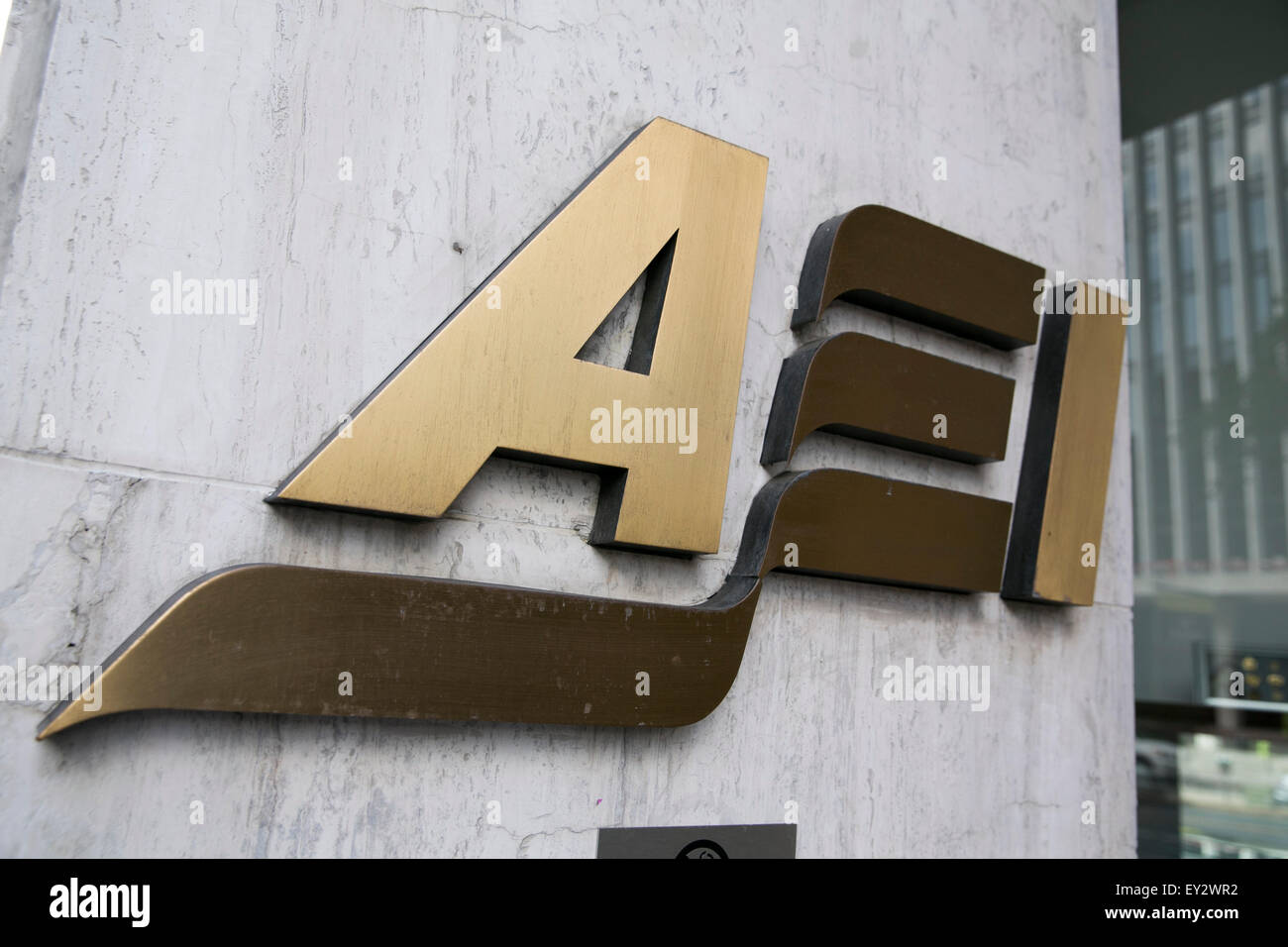 Ein Logo Zeichen außerhalb der American Enterprise Institute (AEI) in der Innenstadt von Washington, D.C., am 11. Juli 2015. Stockfoto