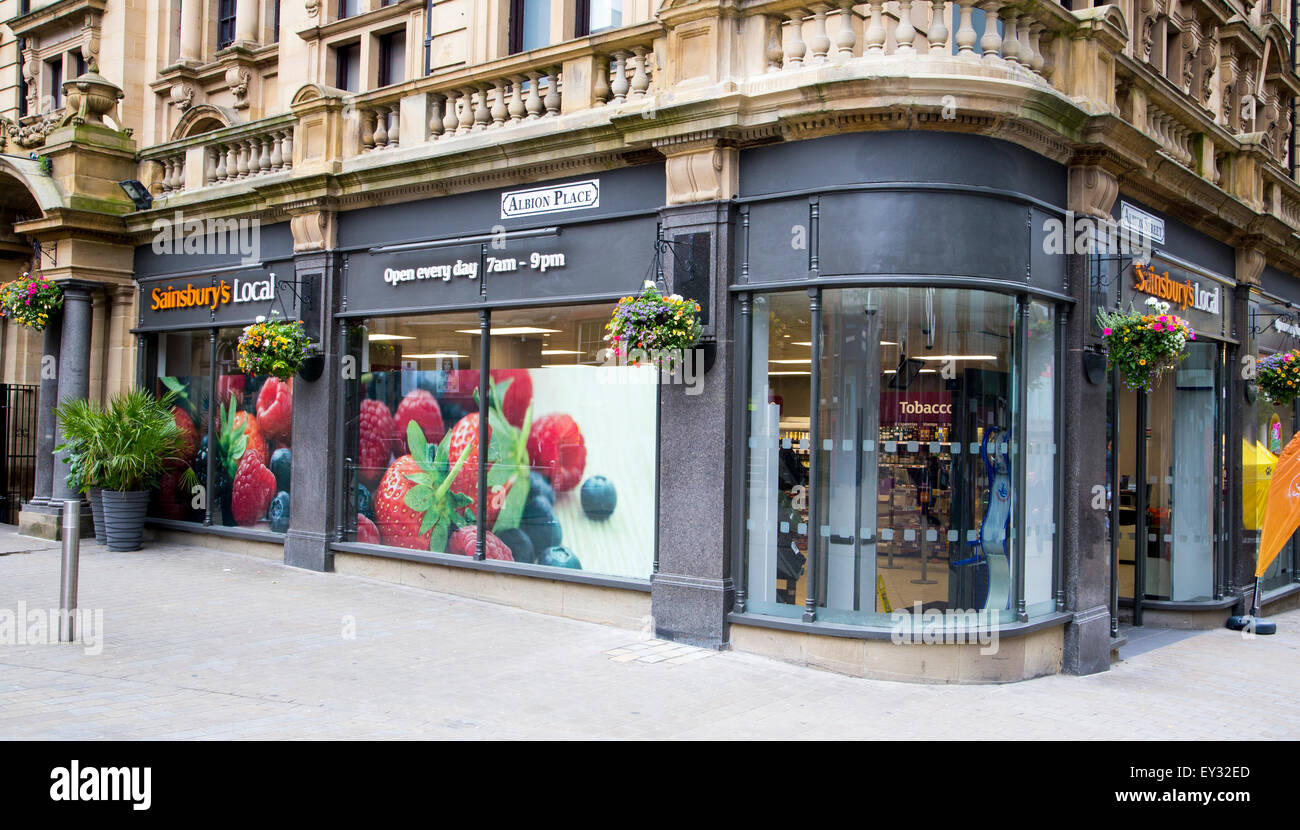 Stock Bild - Sainsburys Einheimischen auf Albion Ort Leeds Stockfoto