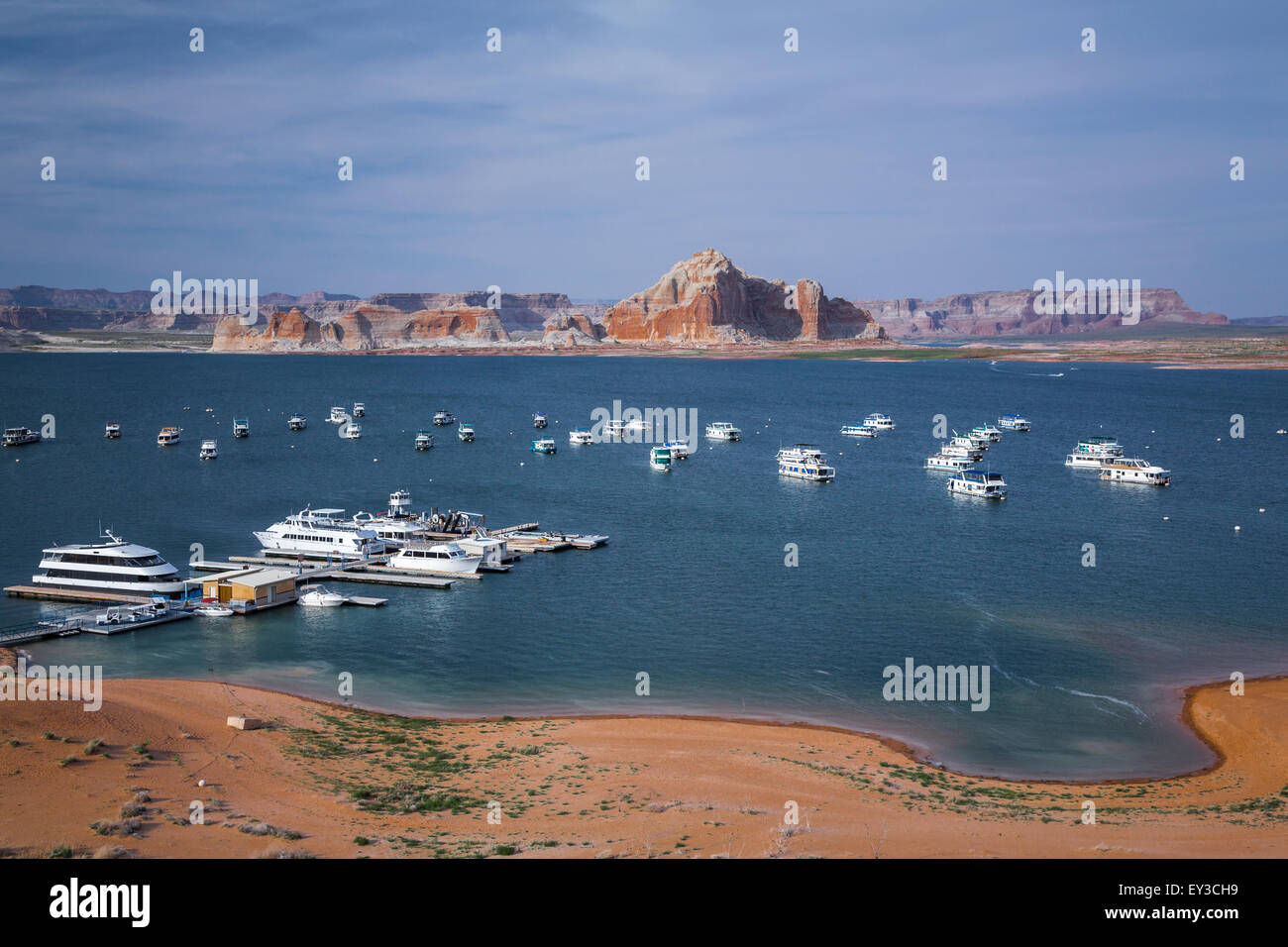 Lake Powell erstellt durch den Glen Canyon Dam in der Nähe von Page, Arizona, USA. Stockfoto