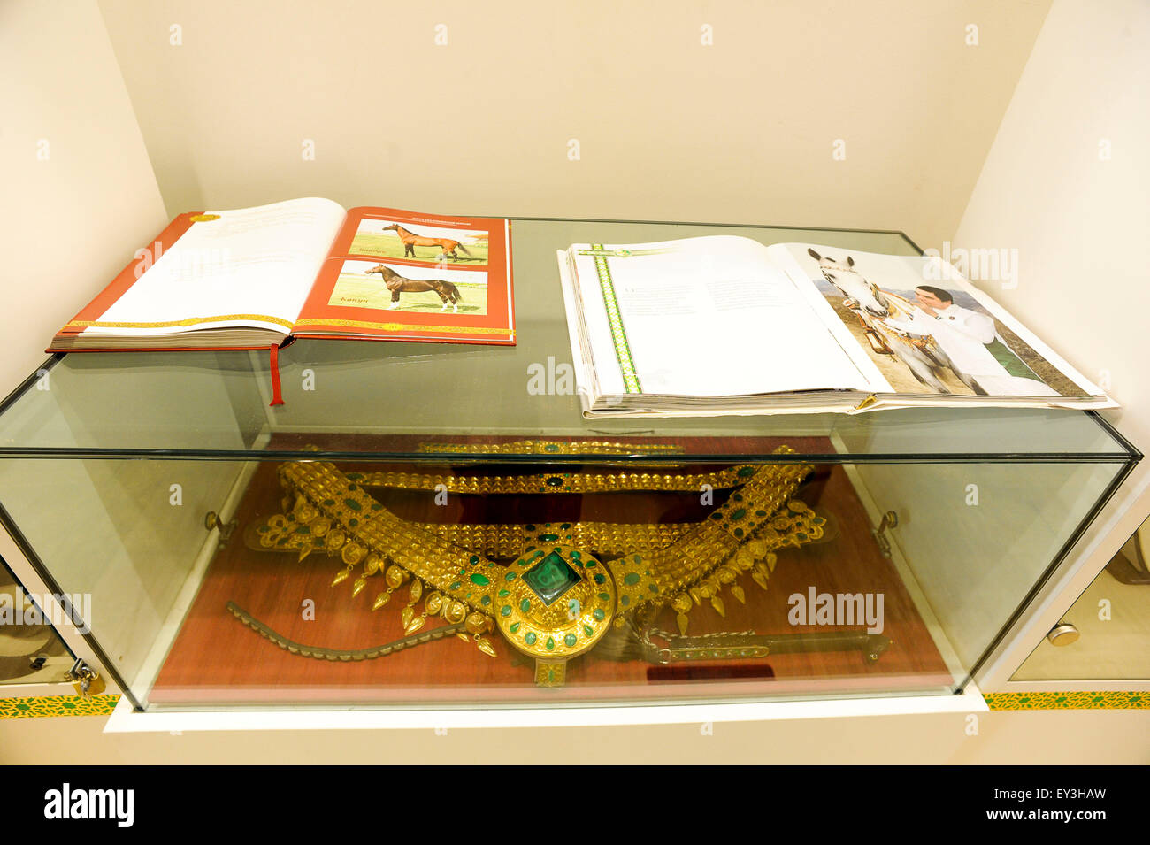 Italien Mailand Expo-Pavillon von Turkmenistan 2015, Architektur, Gebäude, Stadt, bunten, Bau, Europa, europäisch, Event, e Stockfoto