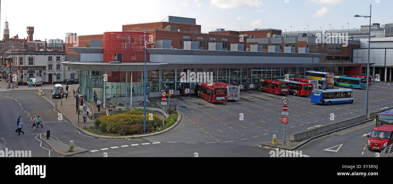 Warrington Bus Station, Austausch, Stadtzentrum, Cheshire, England, UK Stockfoto