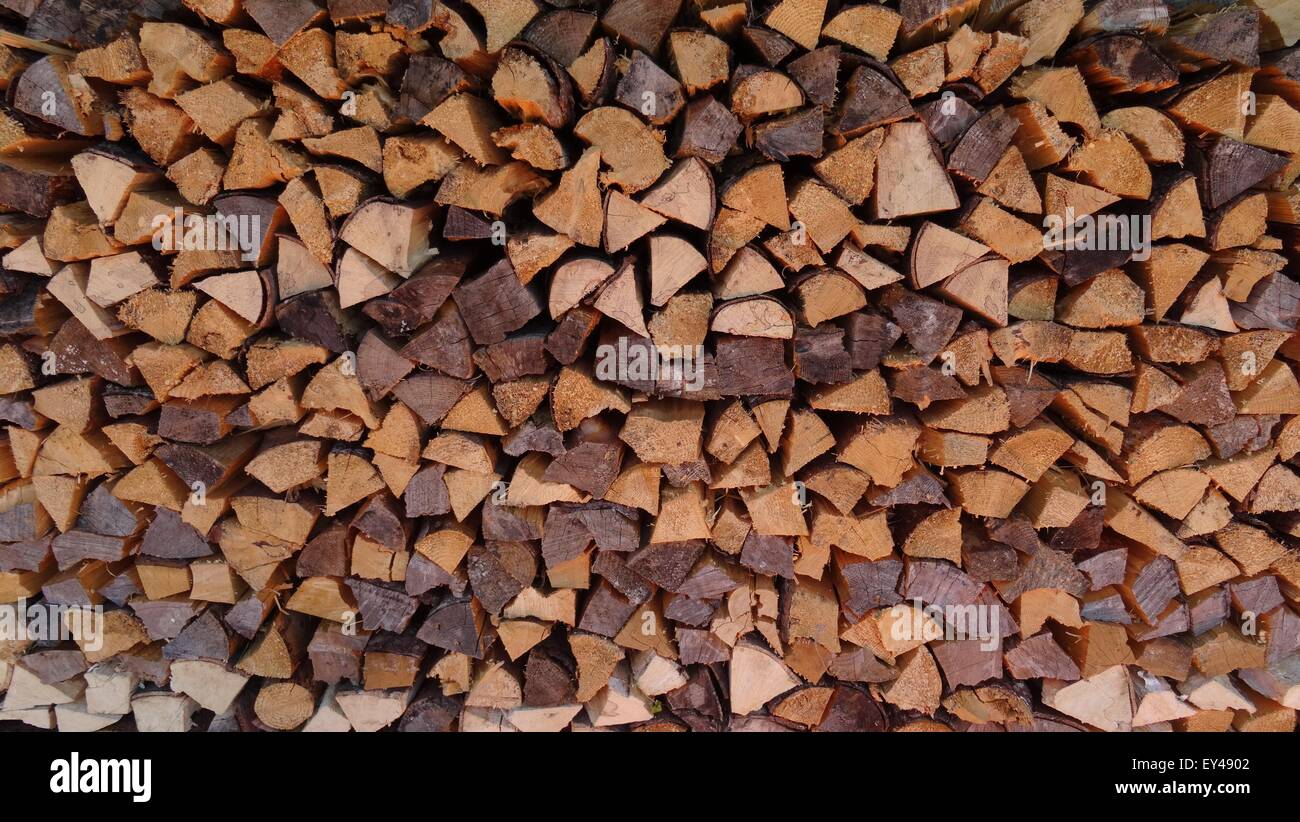 Haufen von Holz Stockfoto