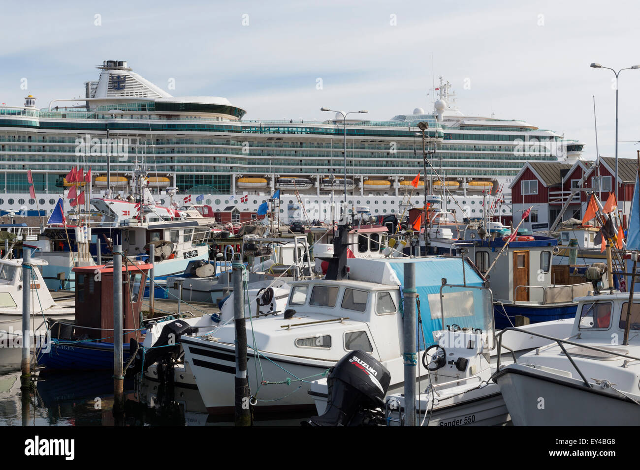 Das Kreuzfahrtschiff Brillanz der Meere bei Skagen. Stockfoto