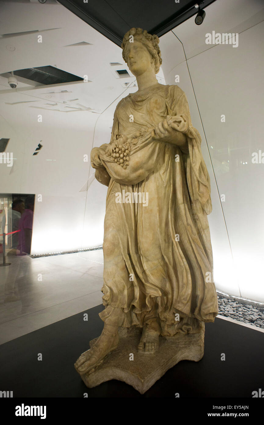 Italien Mailand Expo Pavillon Italien Statue Carpo Hora (erste Jahrhundert n. Chr.) 2015, Architektur, Gebäude, Stadt, bunt, Bau, Stockfoto