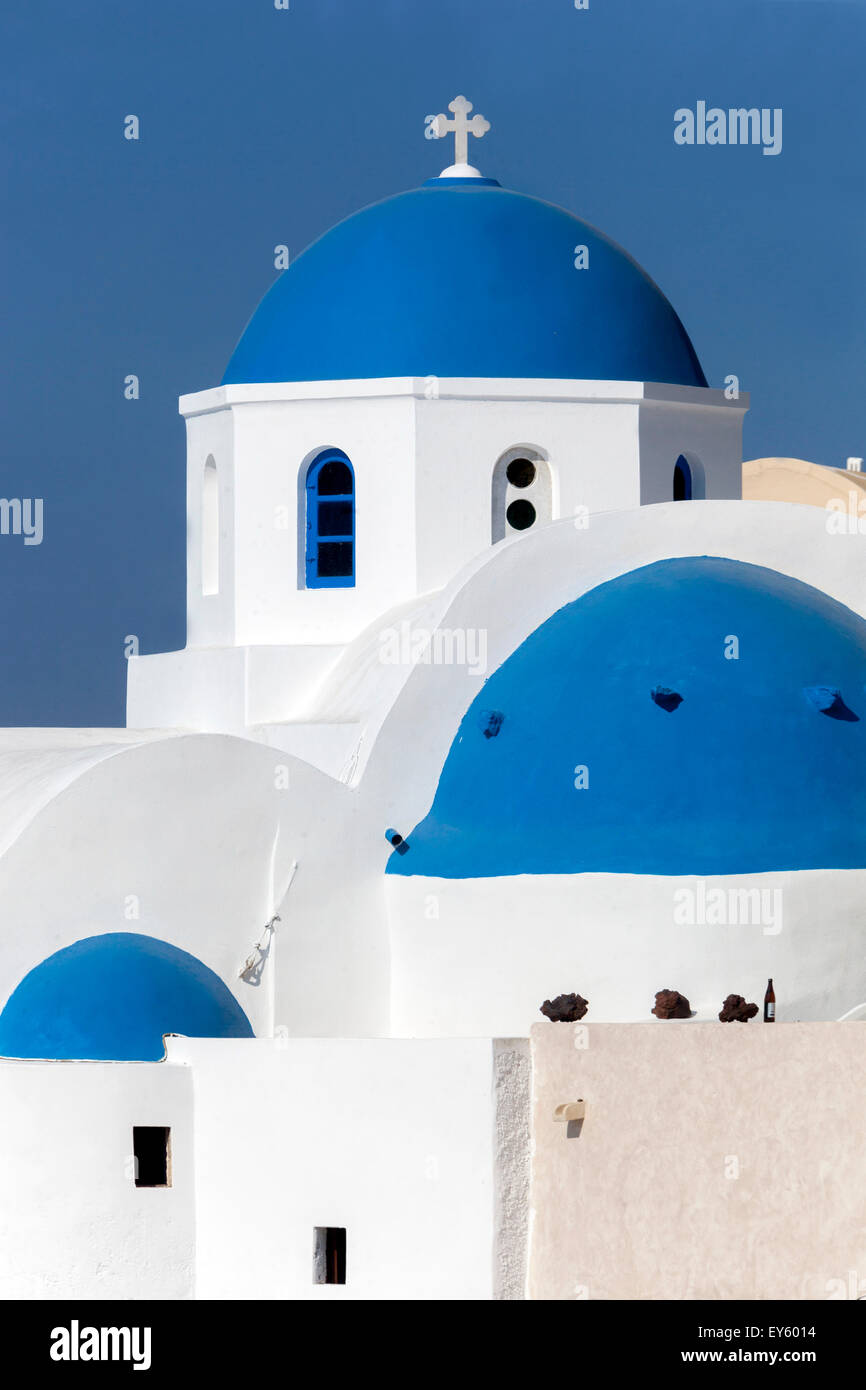 Griechisch-orthodoxe Kirche in Oia, Santorini, Kykladen, Griechenland, Europa Stockfoto