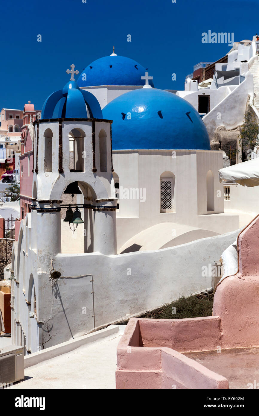 Griechisch-orthodoxe Kirche in Oia, Santorini, Kykladen, Griechenland, Europa Stockfoto