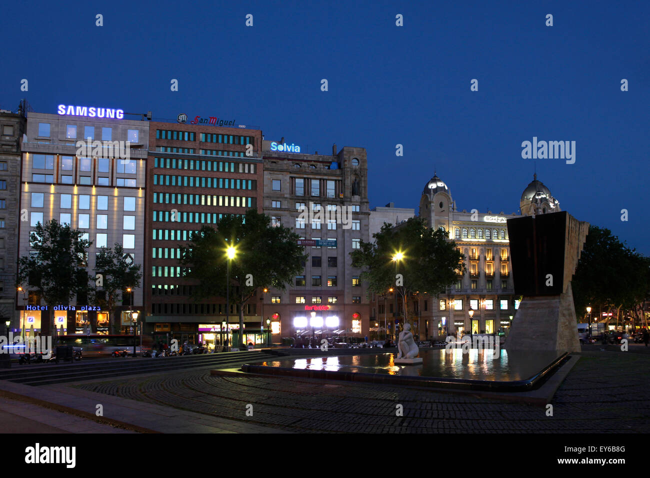 Plaza Catalunya in der Nacht, Barcelona, Katalonien, Spanien Stockfoto