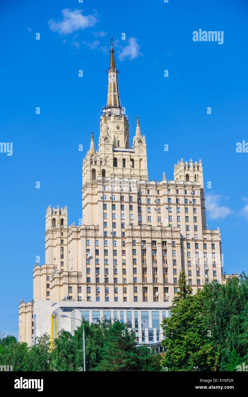 Stalin-Hochhaus am Kudrinskaya Platz, Moskau, Russland Stockfoto