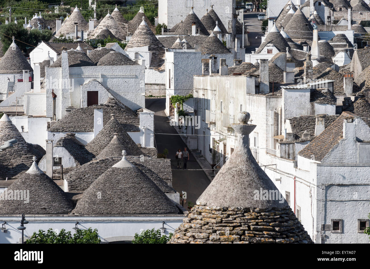 Die typische konische Steindächern Trulli Häuser in Alberobello, Apulien, Italien. Stockfoto