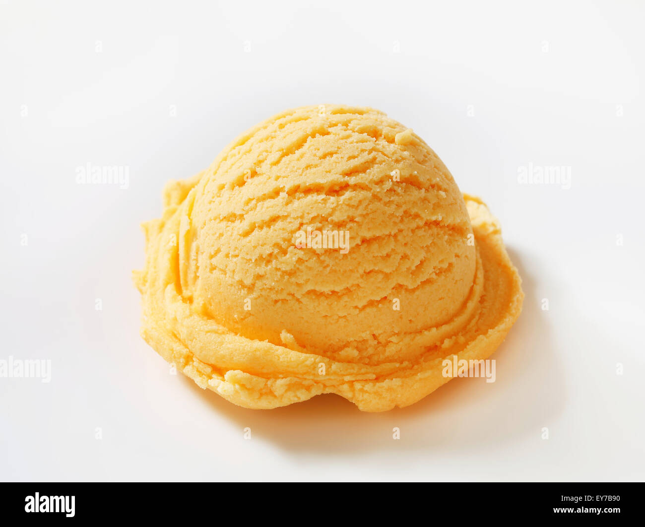 Kugel orange Eis Stockfoto