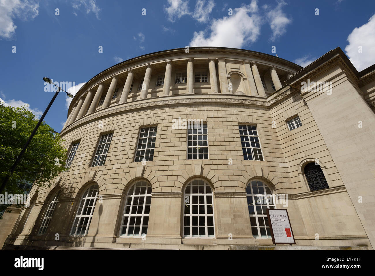 Das äußere des Manchester Central Library im Stadtzentrum von Manchester UK Stockfoto