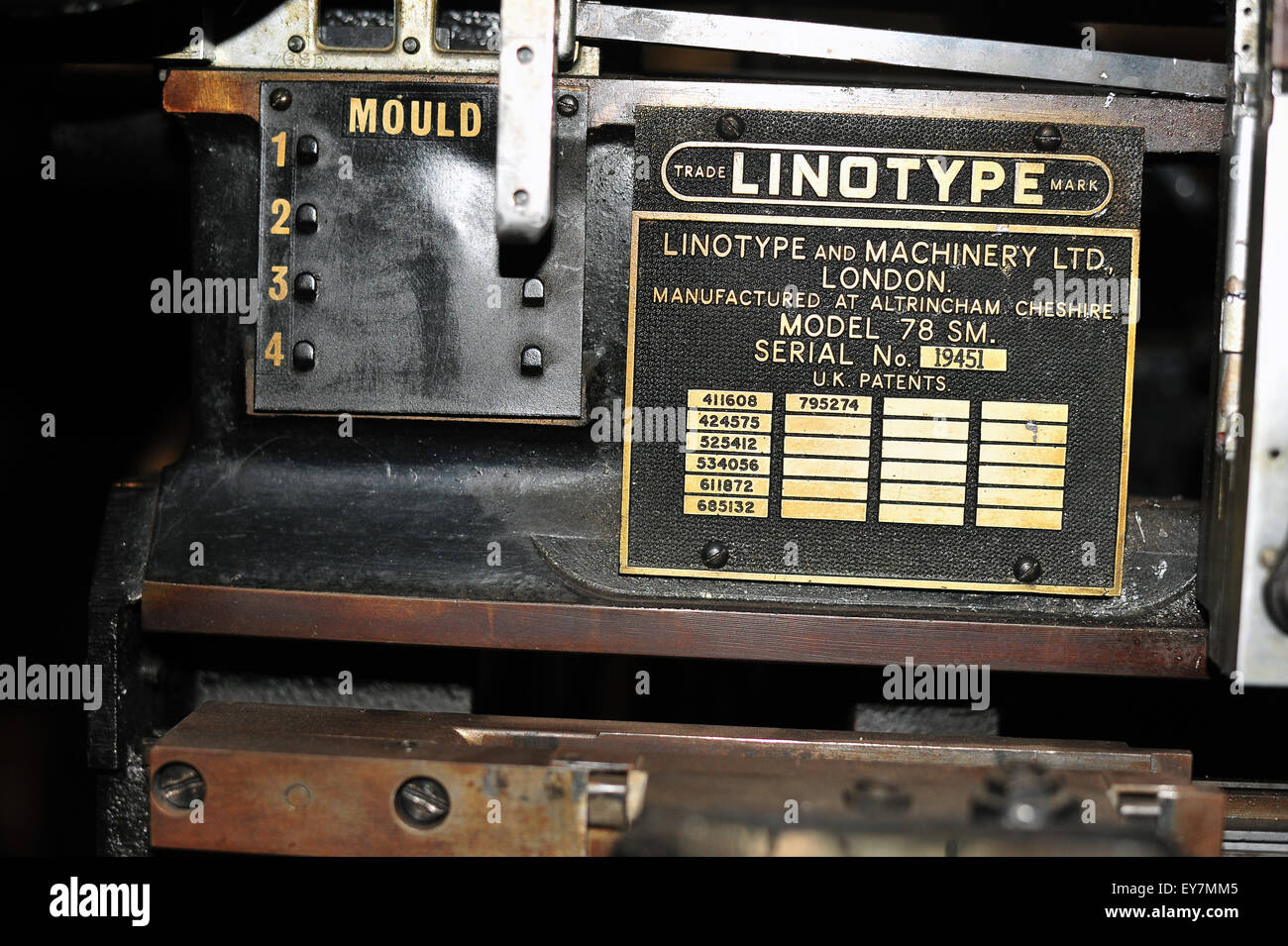 Eine Linotype Druckmaschine im Lager für die M vergossen arbeitendes Museum in Bristol. Stockfoto