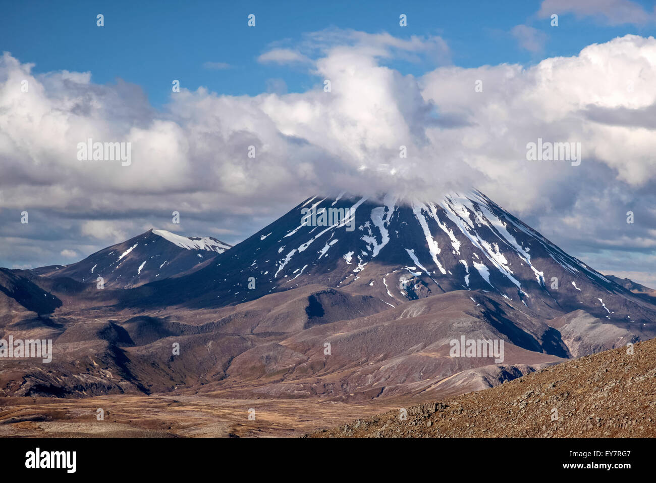 Mount Ngauruhoe im Tongariro National Park, Manawatu-Wanganui, Neuseeland Stockfoto