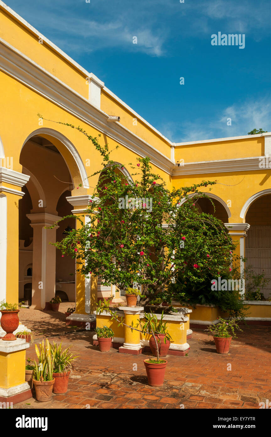 Innenhof des Museo de Historia, Trinidad, Kuba Stockfoto